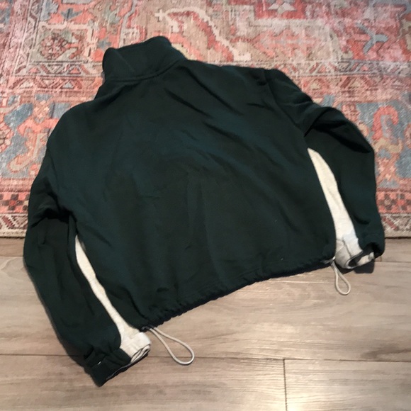 Womens Garage Cropped Sweatshirt - Picture 6 of 8